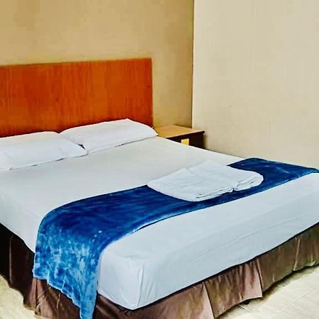 Baron Water Front Motel Kuah Exterior photo